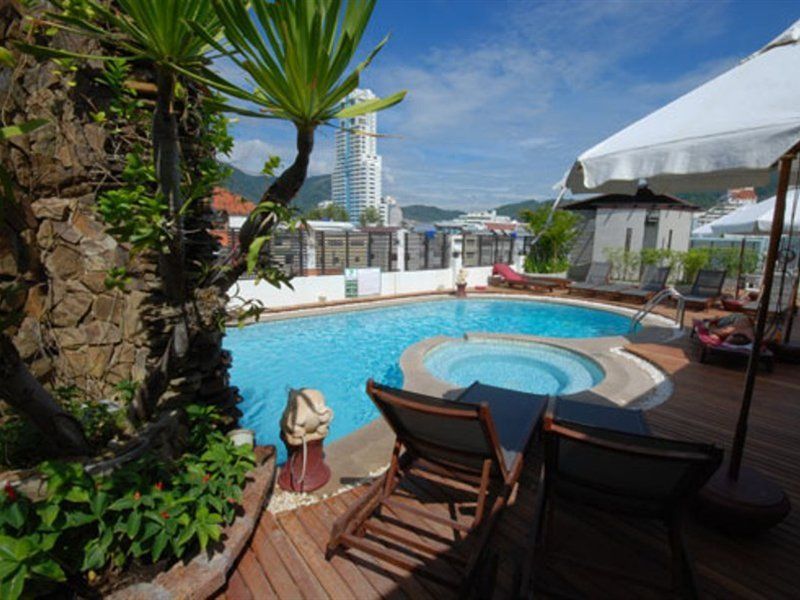 The Royal Palm Beach Front Patong Exterior foto